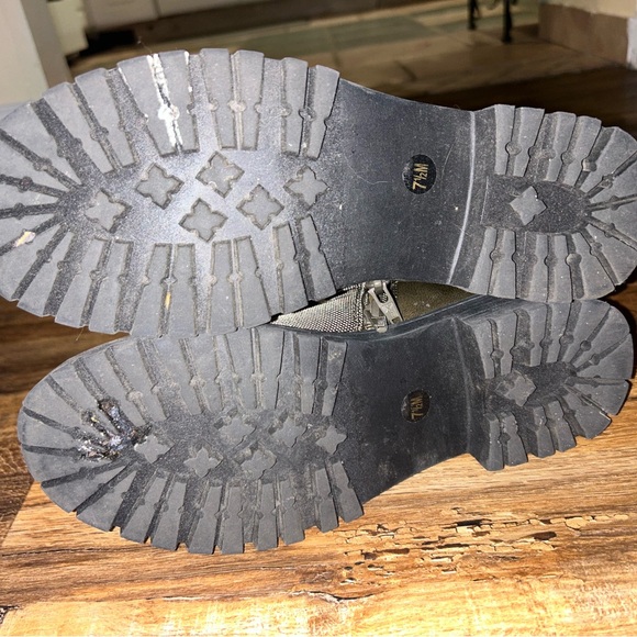 Cliffs Combat Boots - Picture 7 of 7